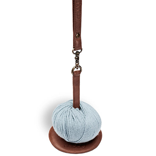 km372 Bundle Strenna: Gyrit Yarn Holder by Muud