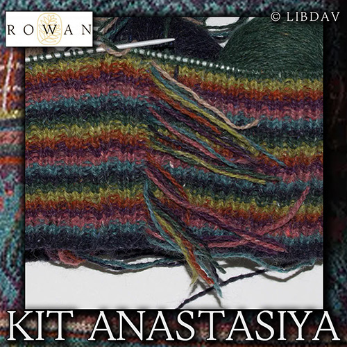 km374 Anastasiya with Rowan - Taglie